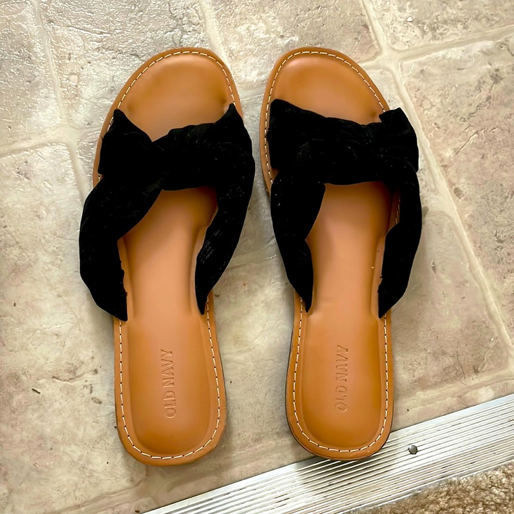 Old Navy black knot slide sandals 9